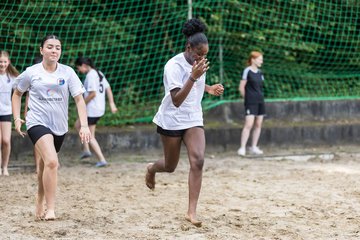 Bild 31 - wBJ/wCJ Beachsoccer Cup